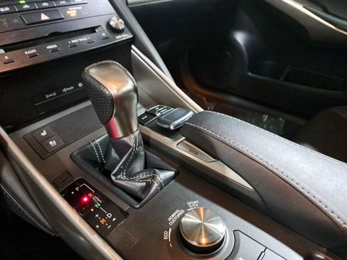 Used 2018 Lexus IS 350 F Sport RWD image 25