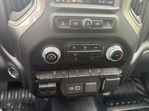 Used 2026 GMC Sierra 3500 Pro w/ Fleet Convenience Package AWD/4WD image 19