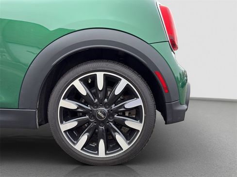 Used 2022 MINI Cooper S image 11