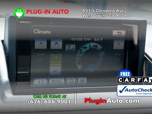 Used 2013 Lexus CT 200h w/ Leather Pkg FWD image 29