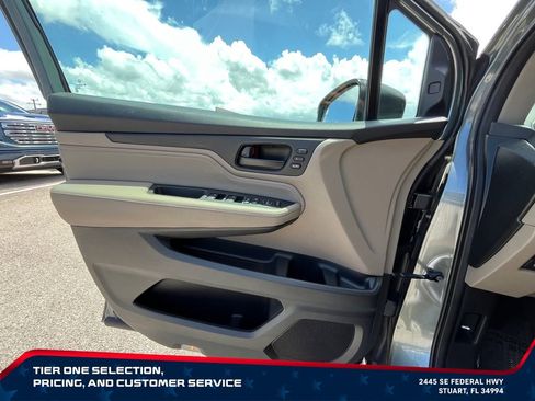 Used 2018 Honda Odyssey Touring image 25
