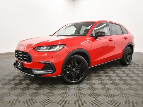 Certified 2026 Honda HR-V Sport image 2
