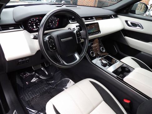 Used 2020 Land Rover Range Rover Velar R-Dynamic S image 11