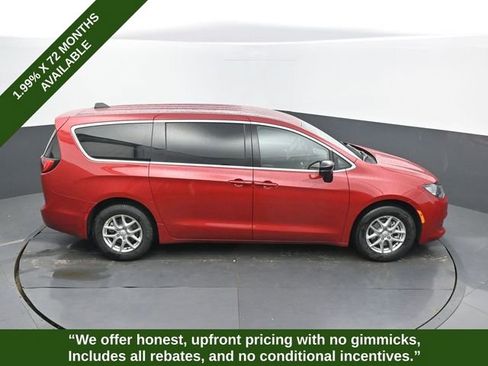 New 2026 Chrysler Voyager LX image 50