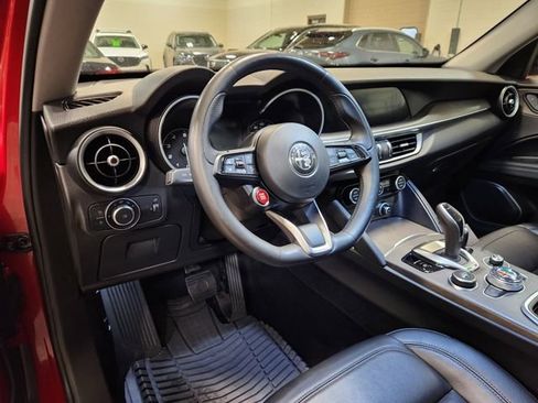Used 2021 Alfa Romeo Stelvio Ti w/ Nero Edizione image 12
