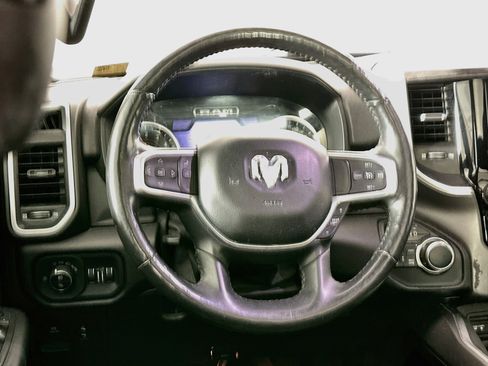 Used 2019 RAM 1500 Big Horn AWD/4WD image 17