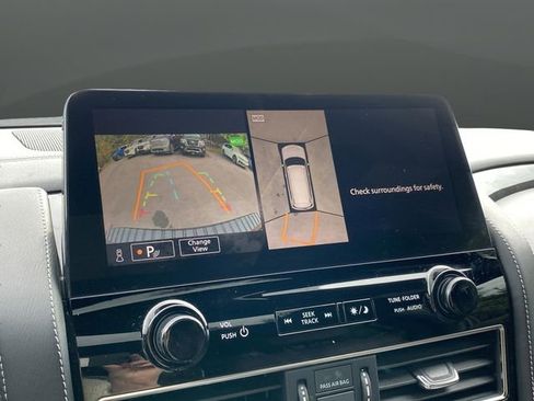 Used 2023 Nissan Armada Platinum w/ Captain's Chairs Package image 11