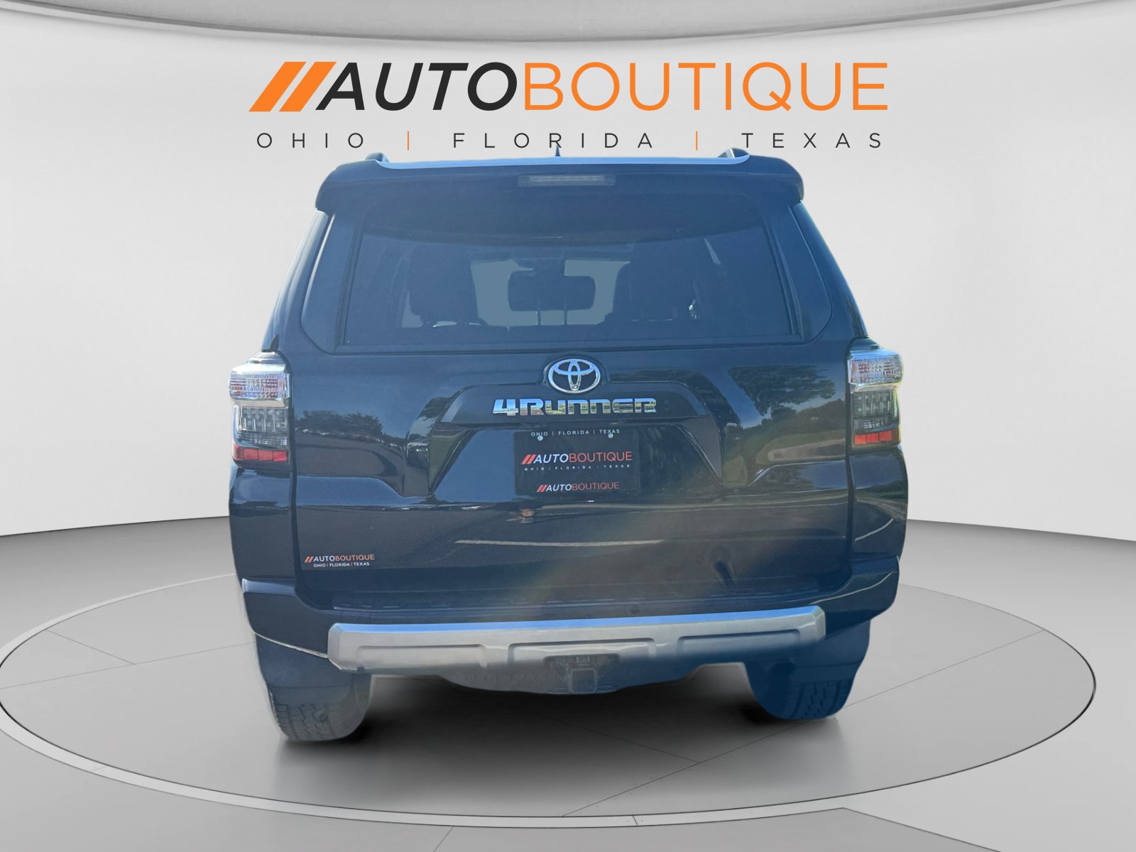 Used 2020 Toyota 4Runner TRD Off-Road Premium w/ Moonroof Package AWD/4WD image 4