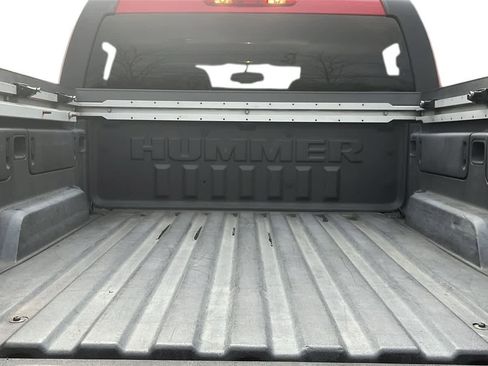 Used 2009 HUMMER H3T Alpha image 27