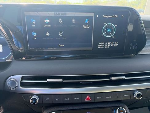 Used 2024 Hyundai Palisade Limited AWD/4WD image 21