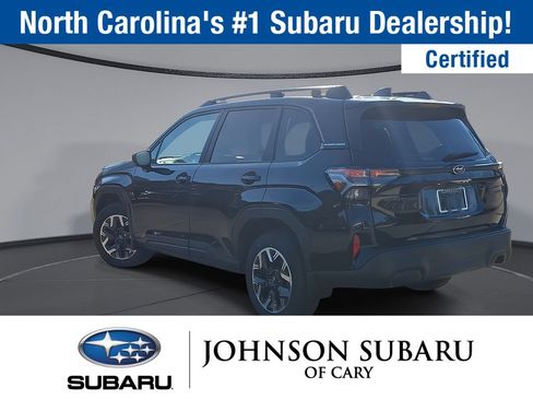 Used 2026 Subaru Forester Premium AWD/4WD image 11