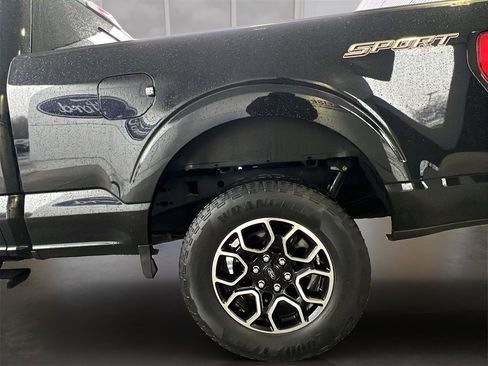 Certified 2022 Ford F150 XLT w/ Equipment Group 302A High image 8