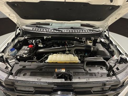 Used 2025 Ford Expedition Platinum AWD/4WD image 27