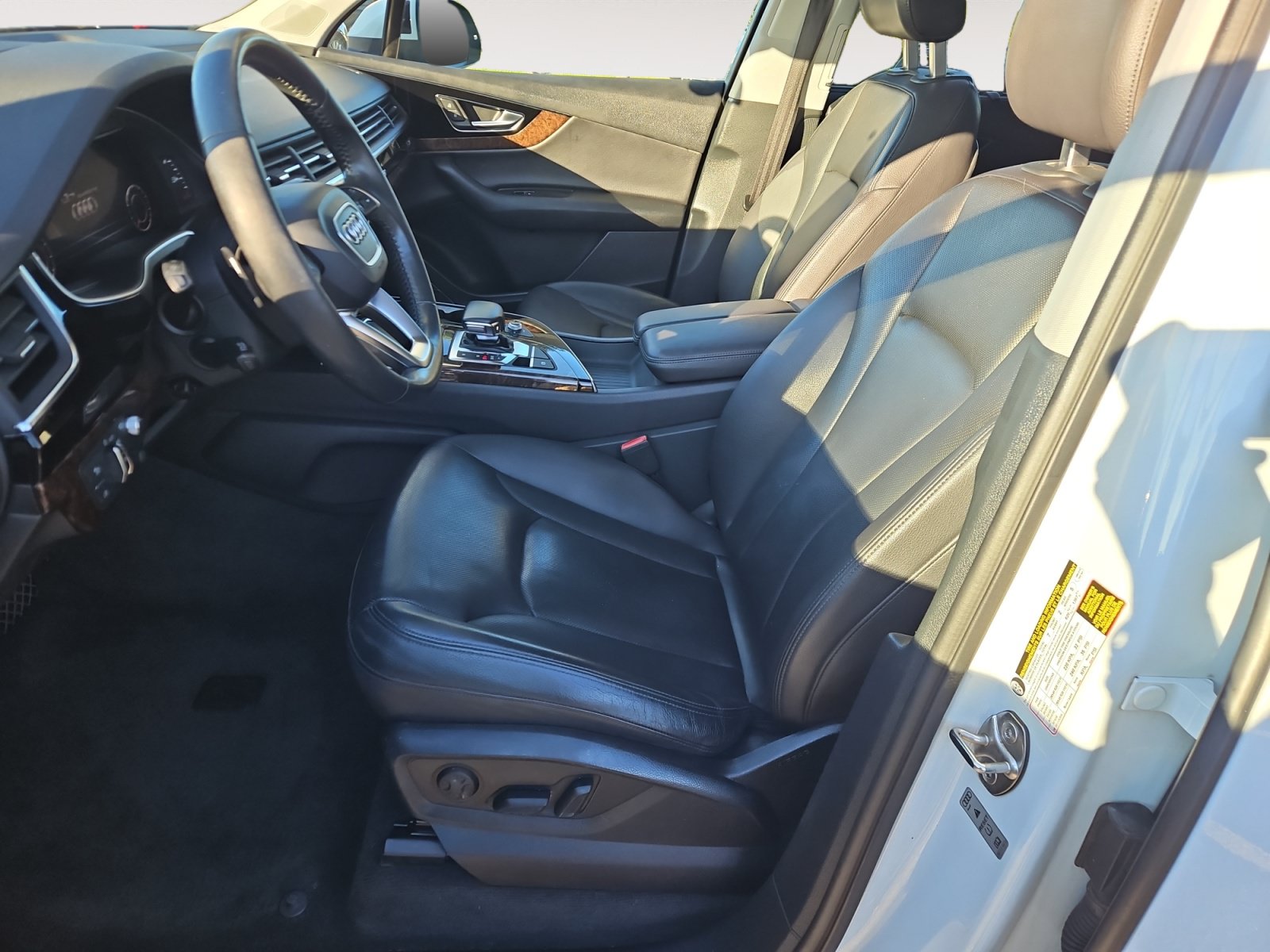 Used 2018 Audi Q7 3.0T Prestige AWD/4WD image 9
