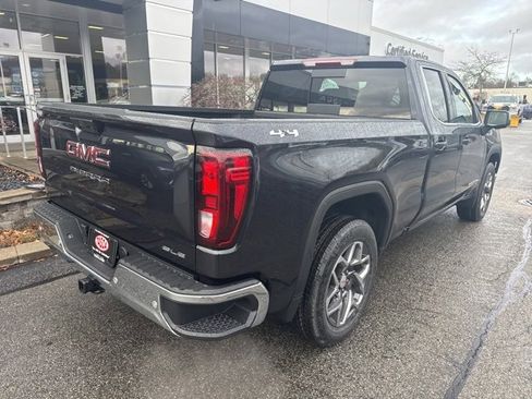 New 2026 GMC Sierra 1500 SLE w/ Preferred Package image 8