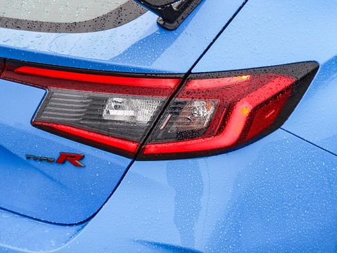 Used 2024 Honda Civic Type R image 10