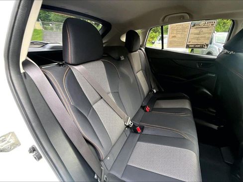 Used 2019 Subaru Crosstrek 2.0i Premium AWD/4WD image 16