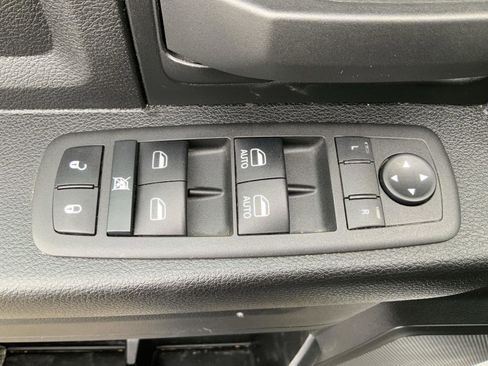 Used 2022 RAM 4500 Tradesman w/ Chrome Appearance Group image 19