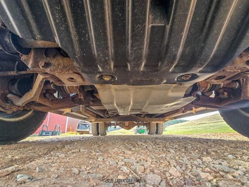 Used 2001 Chevrolet Silverado 3500 LS w/ Off-Road Skid Plate Pkg image 87