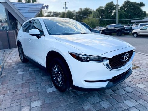 Used 2017 MAZDA CX-5 Touring w/ Preferred Equipment Package FWD image 3