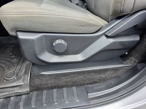 Used 2018 Ford F150 XLT RWD image 18