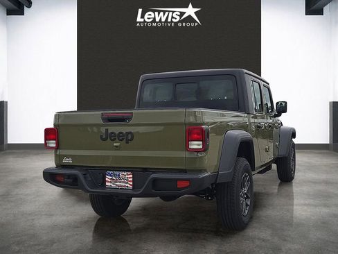 New 2026 Jeep Gladiator Sport AWD/4WD image 4