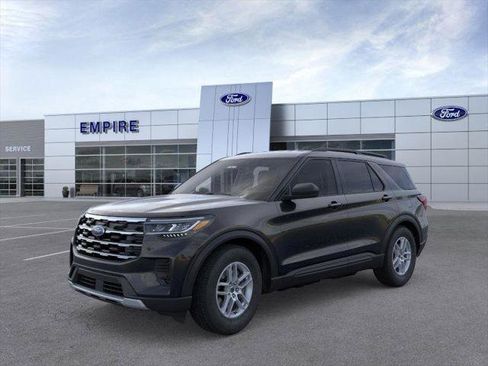 New 2026 Ford Explorer Active AWD/4WD image 1