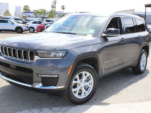 Used 2023 Jeep Grand Cherokee L Limited image 13