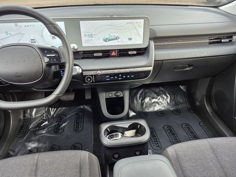 Used 2024 Hyundai Ioniq 5 SE RWD image 14