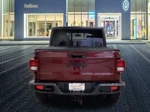 Used 2022 Jeep Gladiator Sport image 18
