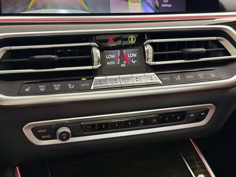 Used 2020 BMW X5 M50i w/ Executive Package AWD/4WD image 30