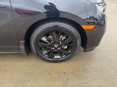 Certified 2023 Honda Odyssey Sport image 29