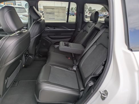 New 2026 Jeep Grand Cherokee Altitude RWD image 13
