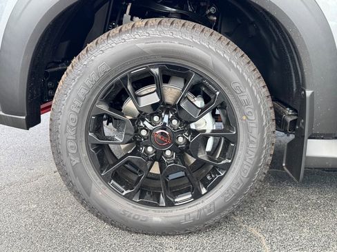 New 2025 Nissan Armada PRO-4X image 9