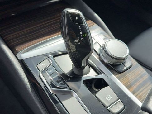 Used 2017 BMW 540i image 14