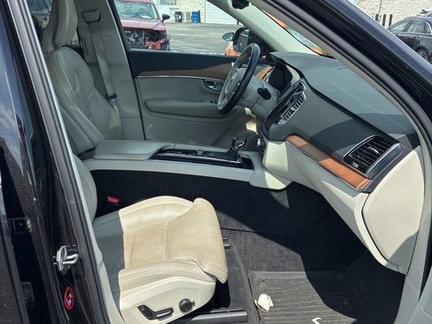Used 2018 Volvo XC90 T6 Inscription w/ Convenience Package AWD/4WD image 6