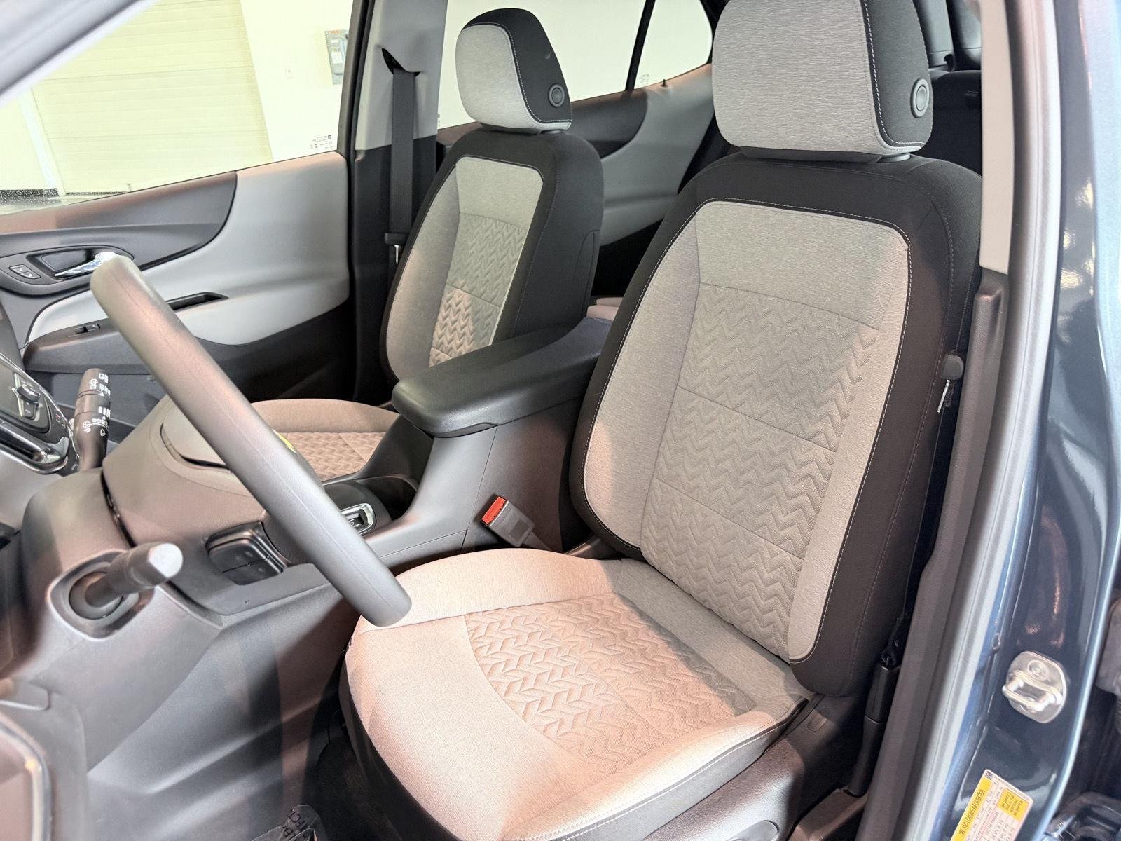 Used 2024 Chevrolet Equinox LS w/ LS Convenience Package AWD/4WD image 31