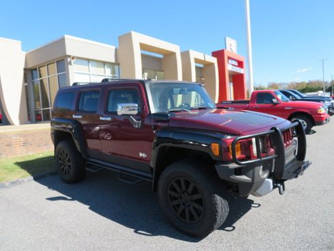 Used 2008 HUMMER H3 Alpha image 1