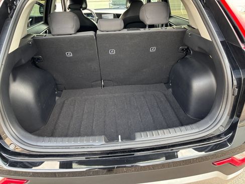 Used 2026 Kia Niro LX FWD image 29