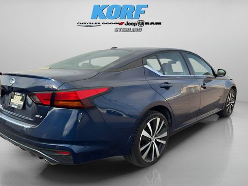 Used 2022 Nissan Altima 2.5 SR image 5