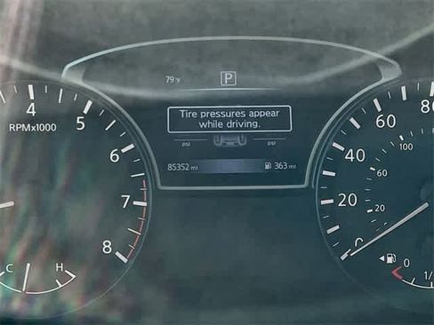 Used 2017 Nissan Altima 2.5 SR w/ Midnight Edition Package image 19