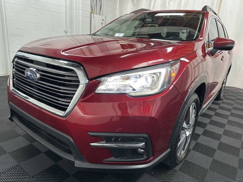 Used 2022 Subaru Ascent Limited w/ Technology Package image 2