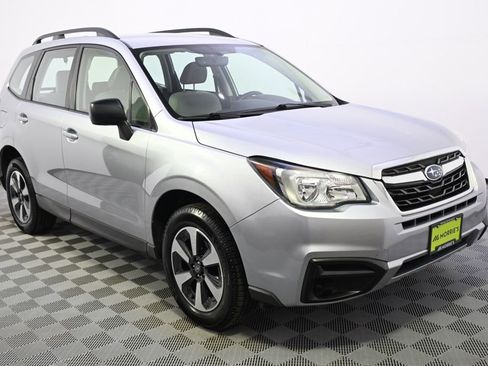 Used 2018 Subaru Forester 2.5i w/ Alloy Wheel Package image 8