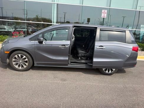 Used 2023 Honda Odyssey EX-L image 10