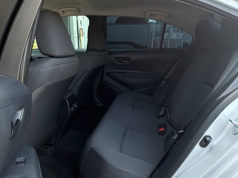 Used 2025 Toyota Corolla LE image 10