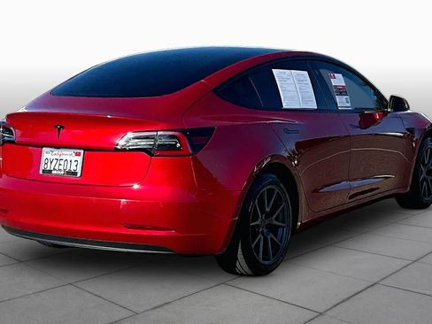 Used 2022 Tesla Model 3 RWD image 12