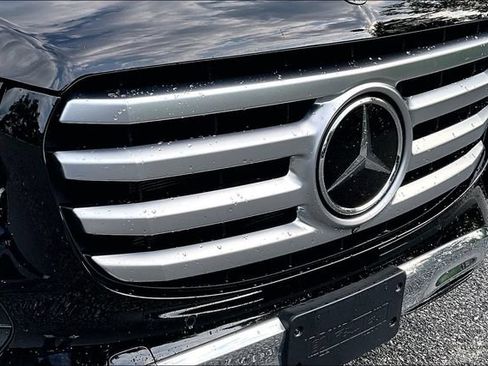 Certified 2024 Mercedes-Benz GLS 450 4MATIC image 38