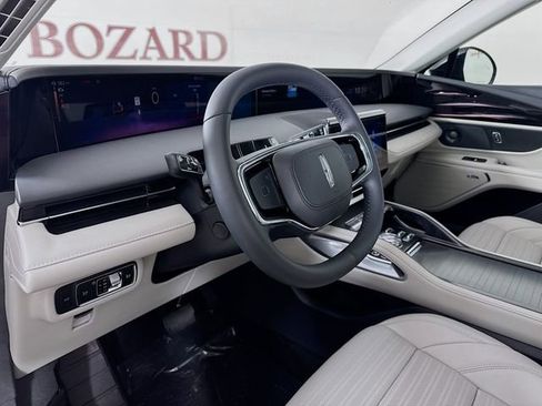 New 2026 Lincoln Nautilus Reserve w/ Jet Appearance Package AWD/4WD image 10