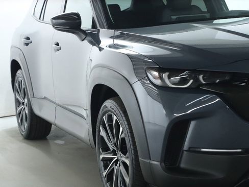 Certified 2025 MAZDA CX-50 AWD 2.5 S w/ Premium Plus Pkg image 8