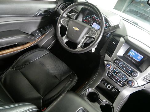 Used 2015 Chevrolet Tahoe LS AWD/4WD image 9